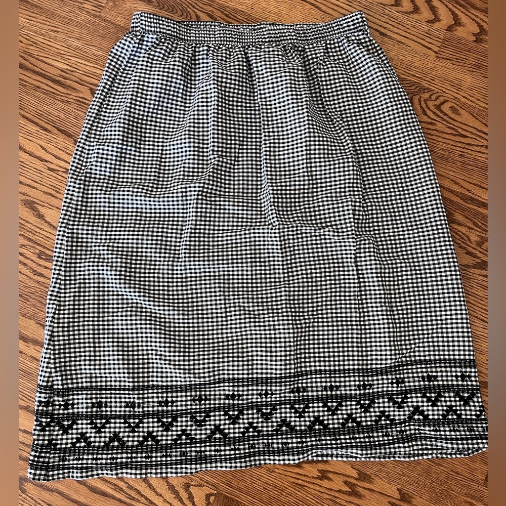 Old Navy Black & White Check Embroidered Box Pleated Skirt Womens L
